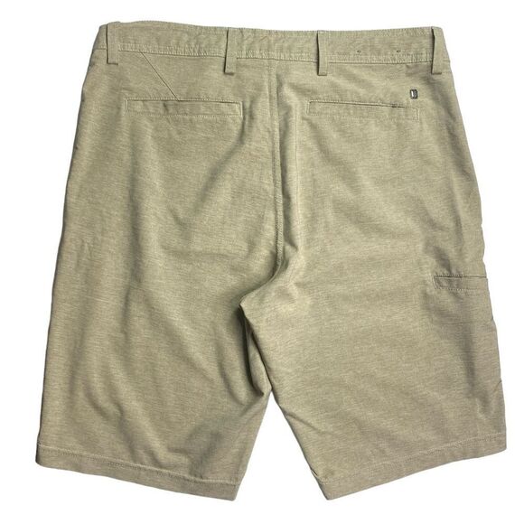 Linksoul Men’s Sz 33 Tan Boardwalker
Stretch Casual Performance Golf Shorts - Picture 3 of 4